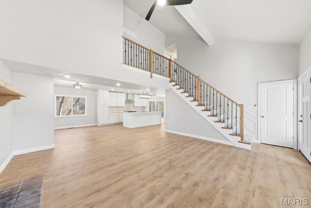 12768 Coachlight Square Drive, Florissant, MO 63033