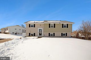 8251 AHEARN RD, Millersville, MD 21108