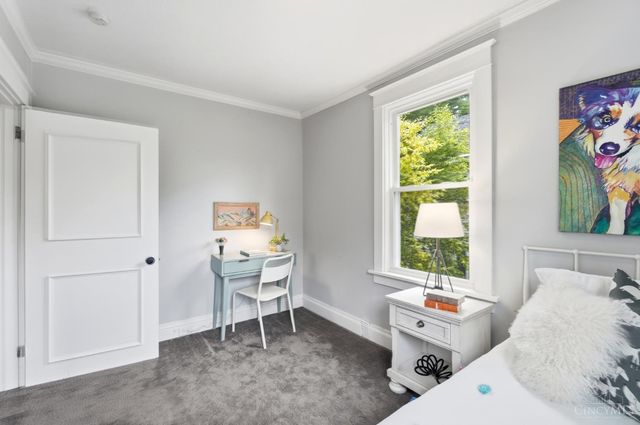 3236 Beredith Place, Cincinnati, OH 45213