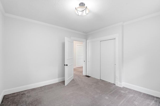 3236 Beredith Place, Cincinnati, OH 45213