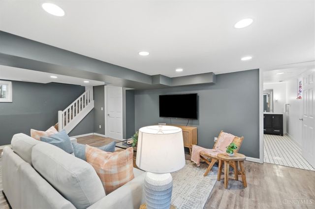 3236 Beredith Place, Cincinnati, OH 45213