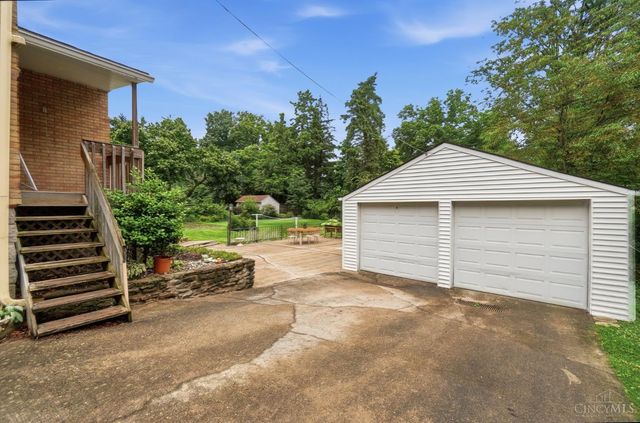 3236 Beredith Place, Cincinnati, OH 45213