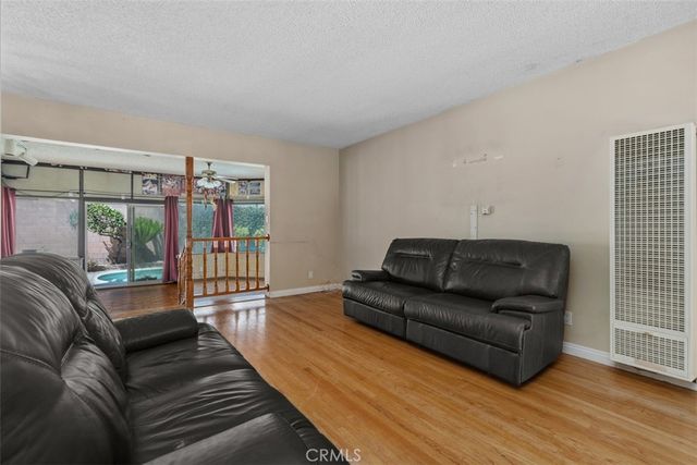 10253 Angell, Downey, CA 90242