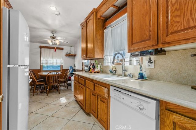 10253 Angell, Downey, CA 90242