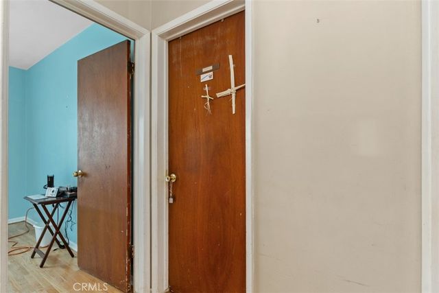 10253 Angell, Downey, CA 90242