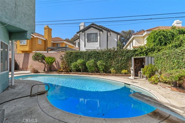 10253 Angell, Downey, CA 90242