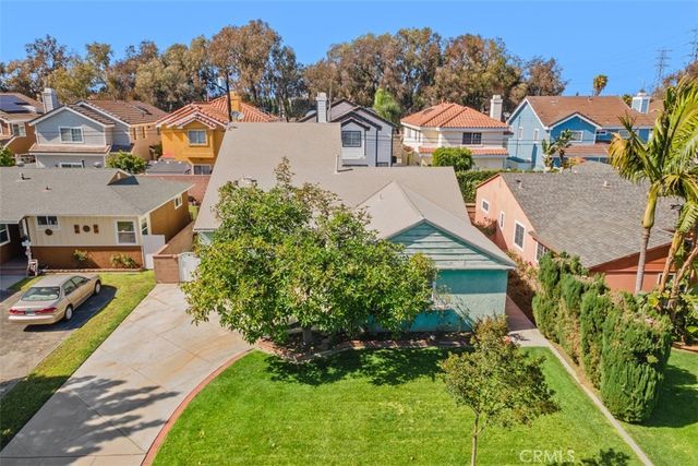 10253 Angell, Downey, CA 90242
