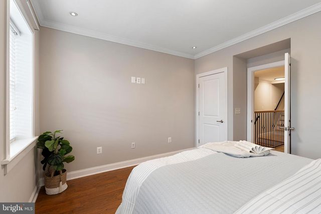 925 S BELNORD AVE, Baltimore, MD 21224