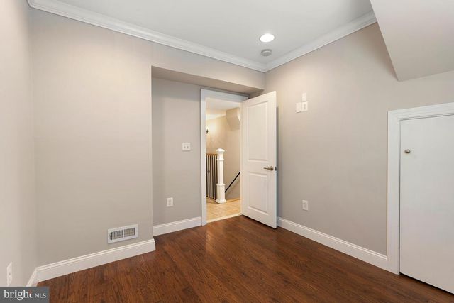 925 S BELNORD AVE, Baltimore, MD 21224