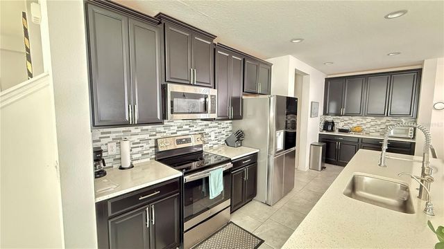 1521 WYNELL STREET, St Cloud, FL 34771