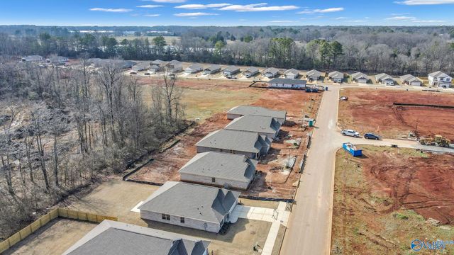 15415 Springbrook Trace, Athens, AL 35611