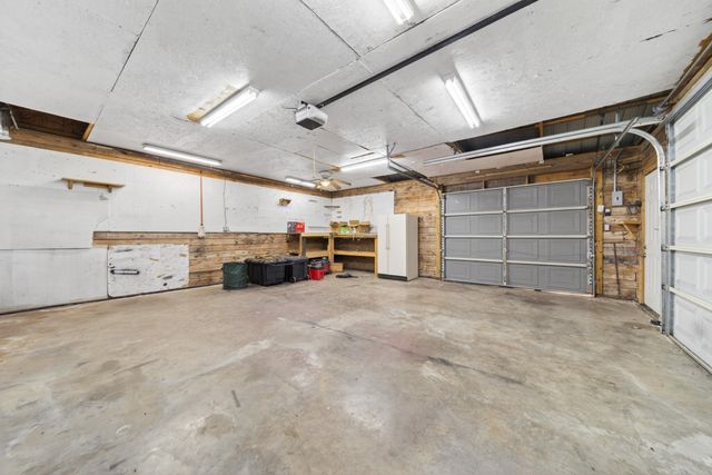 2906 Curtiswood Ln, E, Springfield, TN 37172