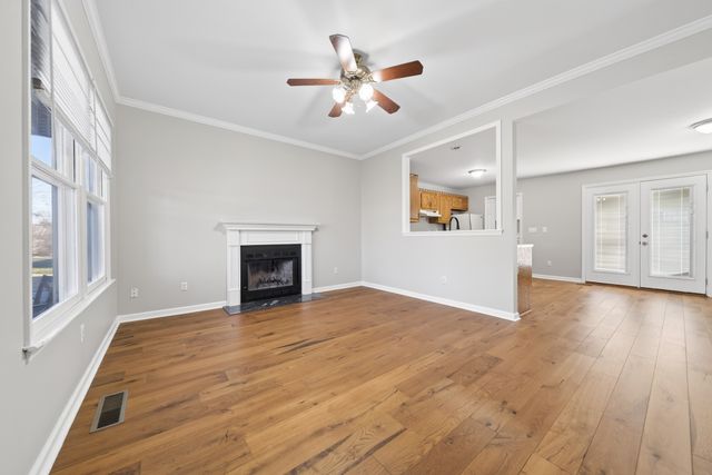 2906 Curtiswood Ln, E, Springfield, TN 37172