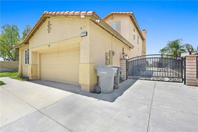 709 E Agape Avenue, San Jacinto, CA 92583