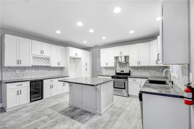 709 E Agape Avenue, San Jacinto, CA 92583