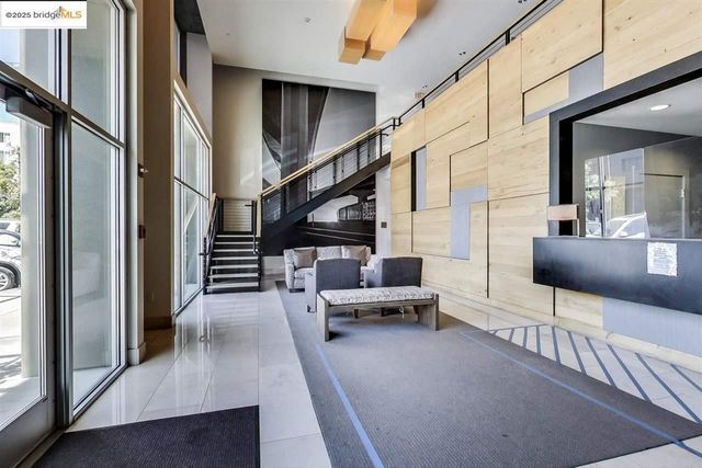 311 Oak St 337, Oakland, CA 94607