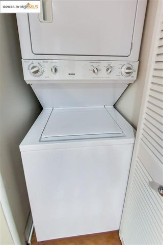 311 Oak St 337, Oakland, CA 94607