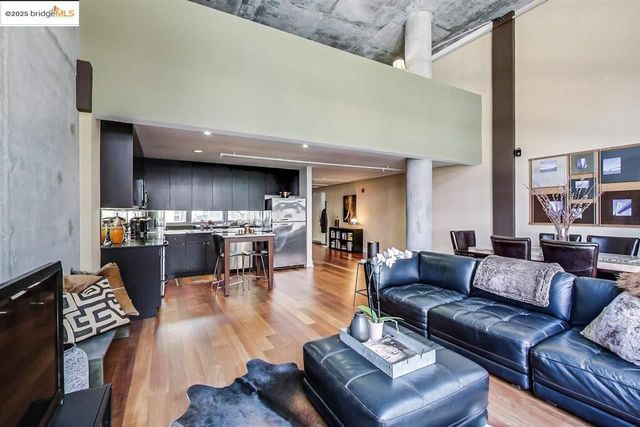 311 Oak St 337, Oakland, CA 94607