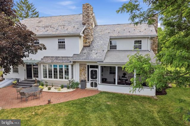 86 WHITES MILL RD, Green Lane, PA 18054