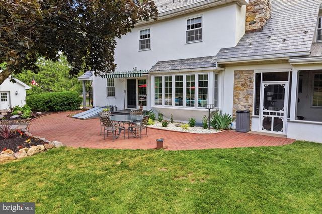 86 WHITES MILL RD, Green Lane, PA 18054