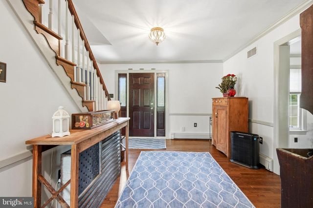 86 WHITES MILL RD, Green Lane, PA 18054