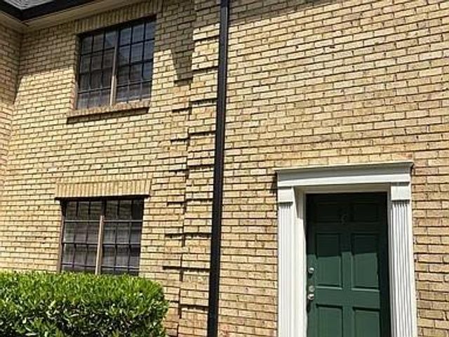 300 Winding River Drive G, Sandy Springs, GA 30350
