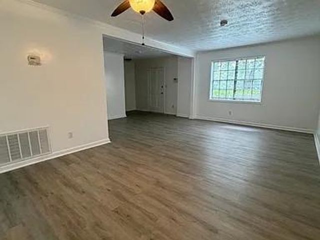 300 Winding River Drive G, Sandy Springs, GA 30350