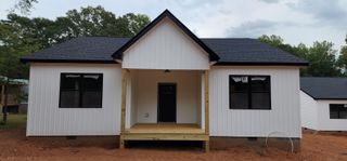 145 Highland Hills Drive, Campobello, SC 29322