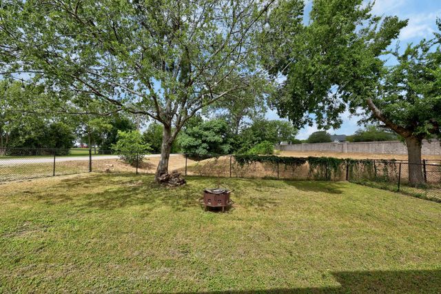 2120 Leander ST, Georgetown, TX 78626