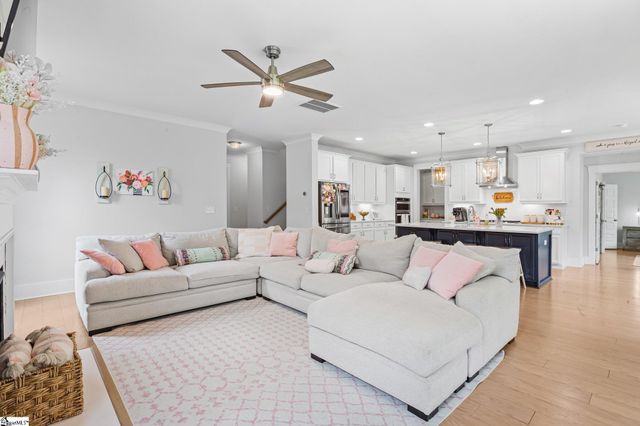 309 Nebbiolo Lane, Simpsonville, SC 29681