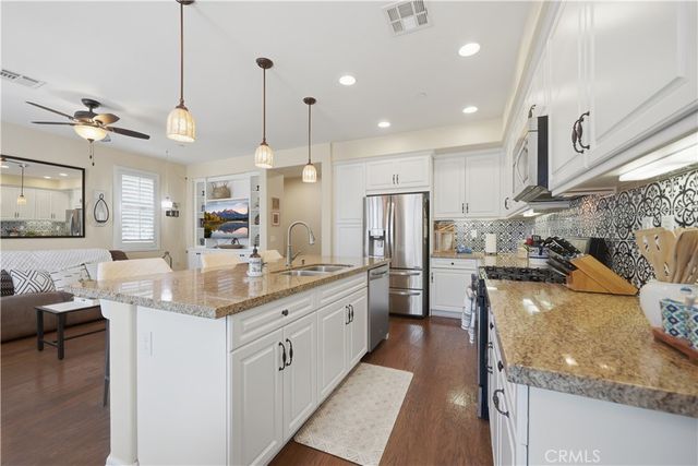 31827 Calle Brio, Temecula, CA 92592