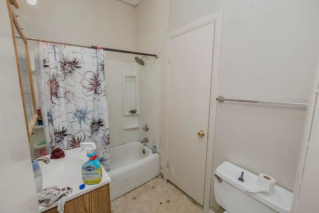 1317 N Madison Ave., Wichita, KS 67214
