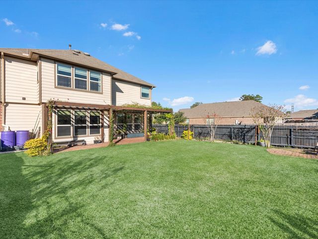 5842 Rivergrove Park Drive, Humble, TX 77346
