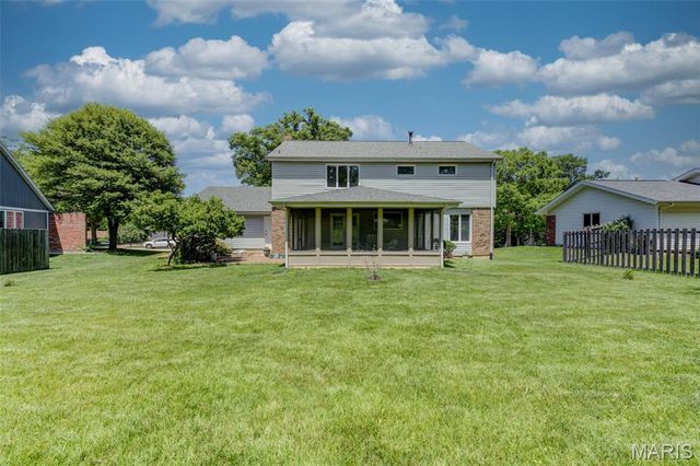 15328 Golden Rain Drive, Chesterfield, MO 63017