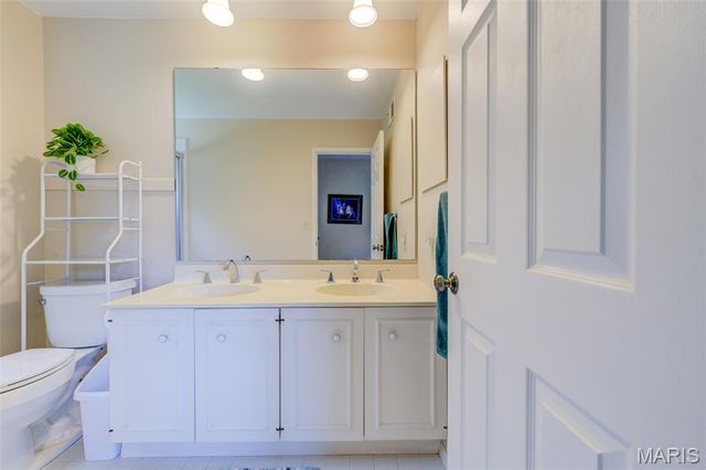 15328 Golden Rain Drive, Chesterfield, MO 63017