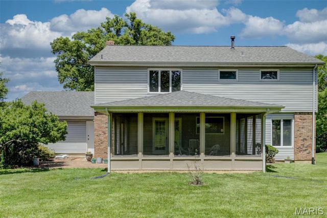 15328 Golden Rain Drive, Chesterfield, MO 63017