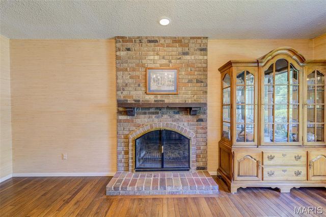 15328 Golden Rain Drive, Chesterfield, MO 63017