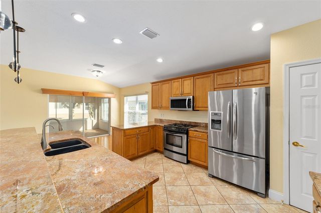 13589 SE 87TH CIRCLE, Summerfield, FL 34491