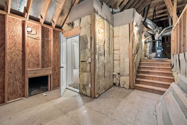 4040 Russellwood Dr, Nashville, TN 37204