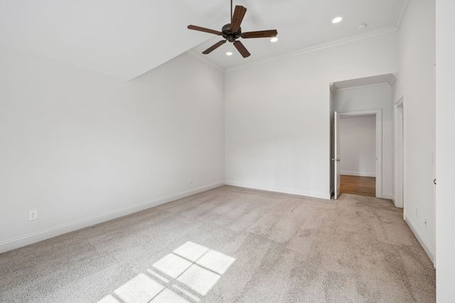 4040 Russellwood Dr, Nashville, TN 37204