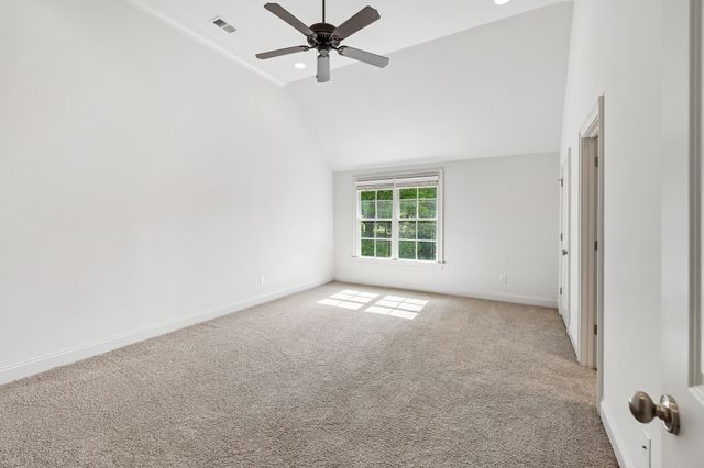 4040 Russellwood Dr, Nashville, TN 37204