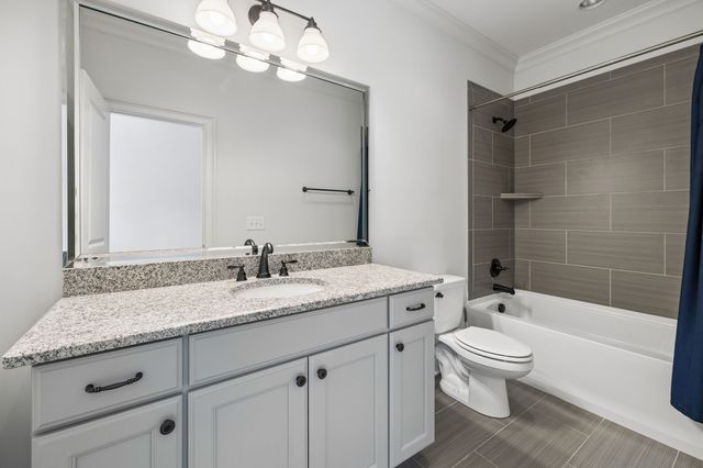 4040 Russellwood Dr, Nashville, TN 37204