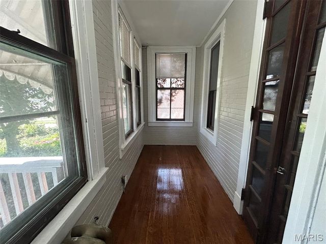 3944 Meramec Street, St Louis, MO 63116