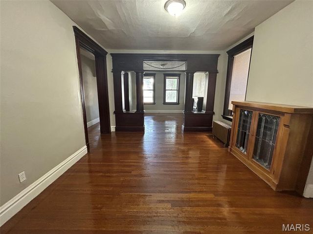 3944 Meramec Street, St Louis, MO 63116
