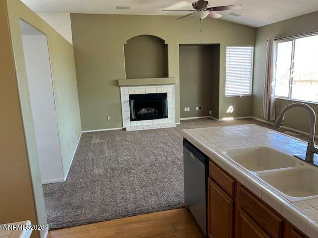 Image 10 of property listing at 4447 White Fish Drive, Reno, NV 89511