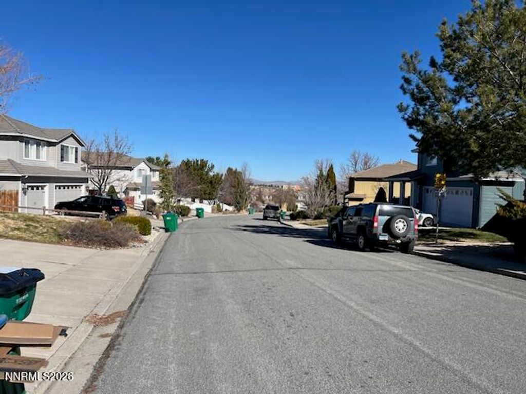 Image 2 of property listing at 4447 White Fish Drive, Reno, NV 89511