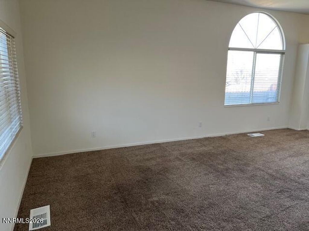 Image 7 of property listing at 4447 White Fish Drive, Reno, NV 89511