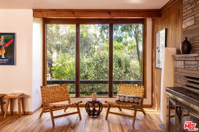 1964 Landa Street, Los Angeles, CA 90039