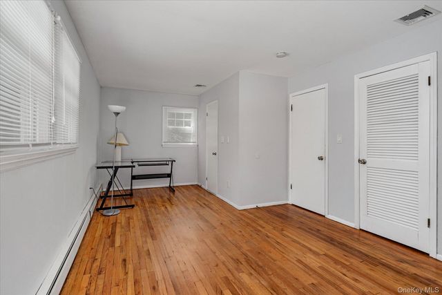 62 Aspen Lane, Stony Brook, NY 11790