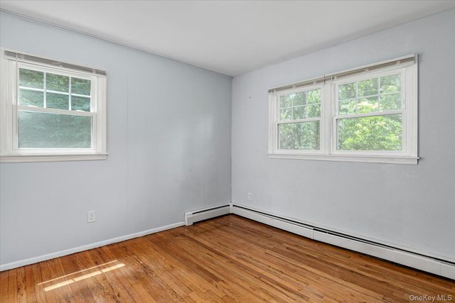 62 Aspen Lane, Stony Brook, NY 11790